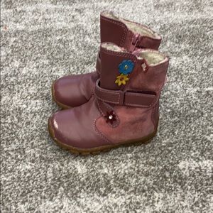 Winter boots for girls